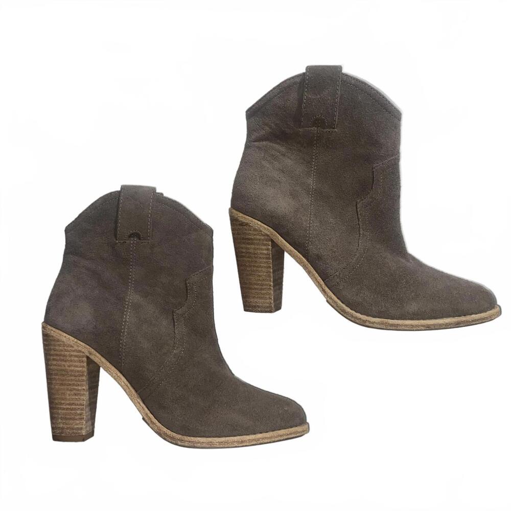 Joie Suede Ankle Boots Brown Size 6.5 High Heel Western Chic Missing 1 Heel Cap